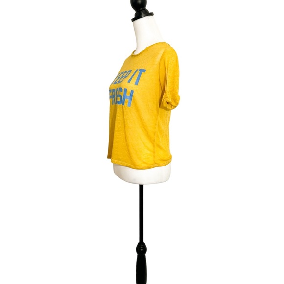 Keep It Fresh Graphic T-Shirt - Picture 2 of 5